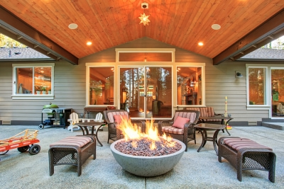 wooded-porch-with-fire-pit[